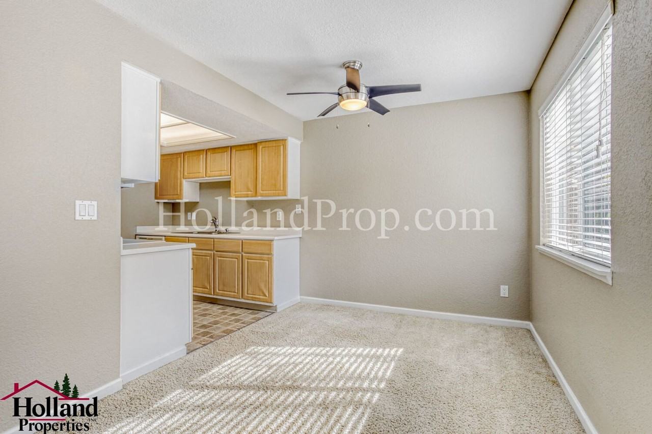 9490 Sw 146th Ter #R4 - Photo 7 of 18