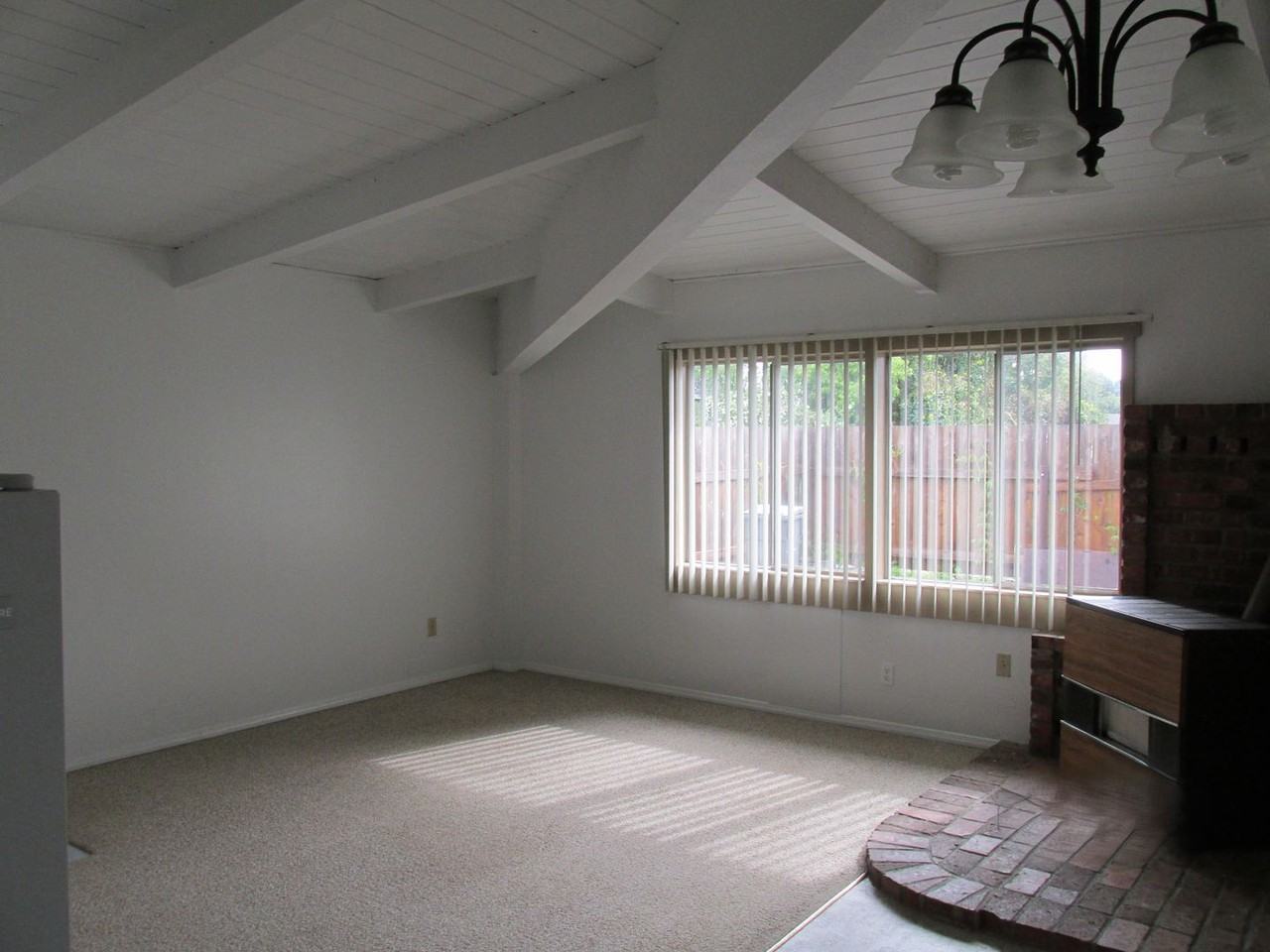 1804 Hassler Ln - Photo 4 of 11