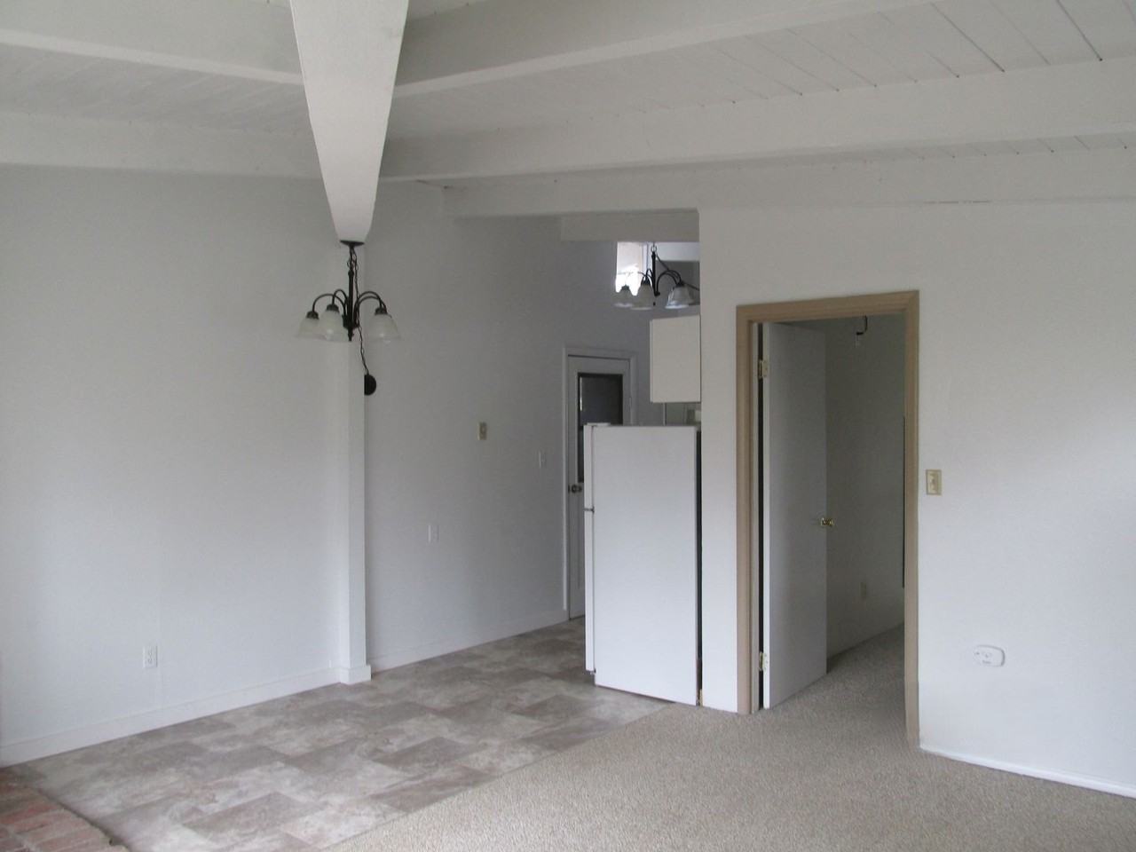 1804 Hassler Ln - Photo 6 of 11