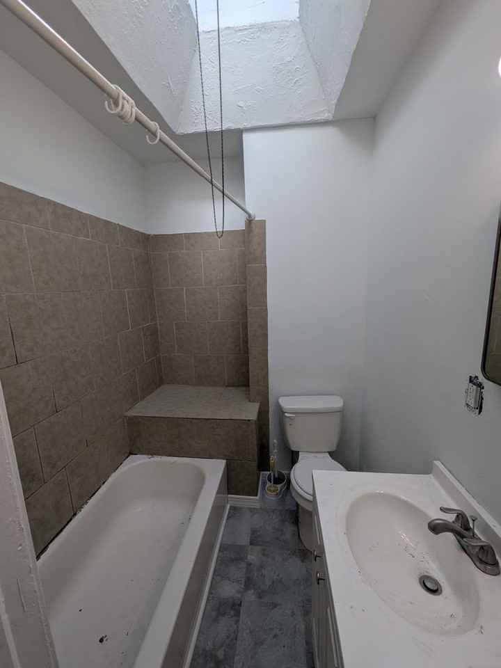 1836 E Airdrie St - Photo 5 of 12