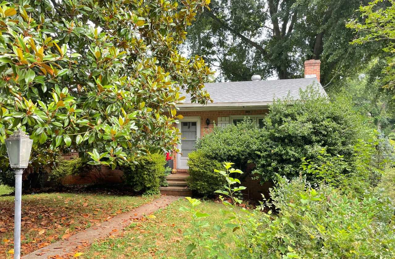 1603 E Market St - Photo 6 of 6