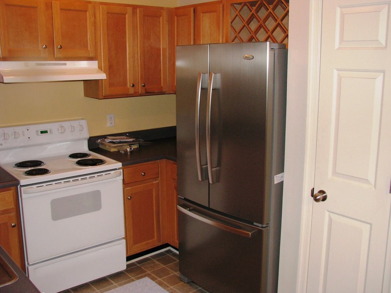 260 Riverbend Dr - Photo 6 of 8