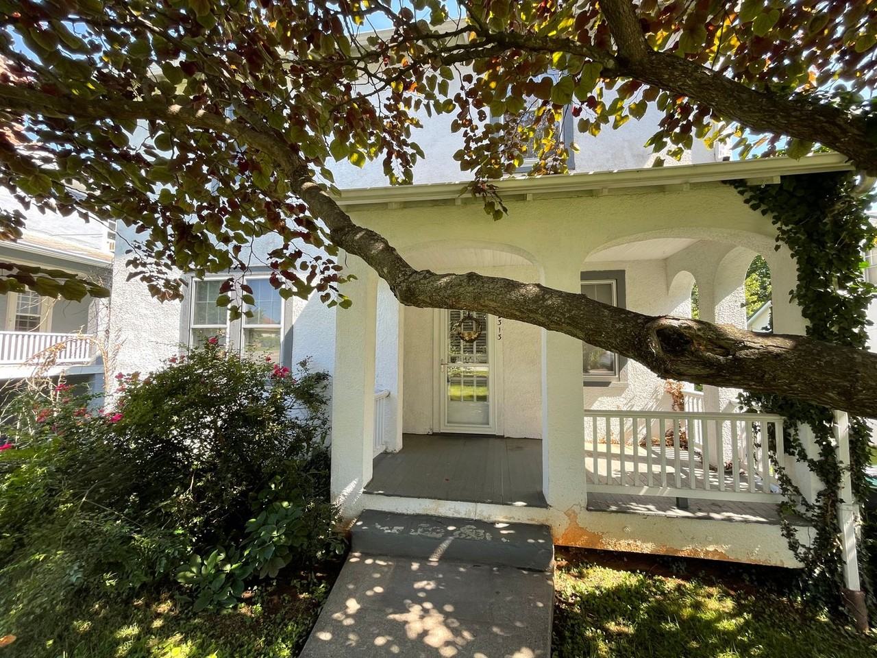 2313 Fontaine Ave - Photo 3 of 17