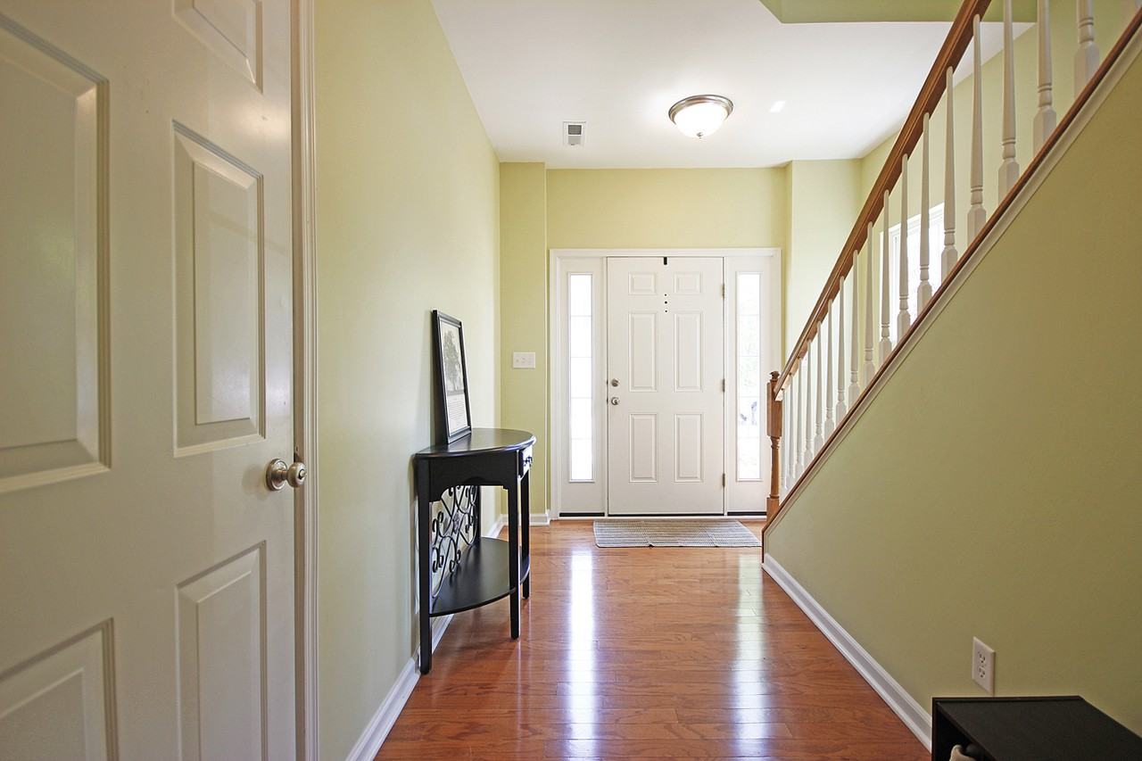 4644 Minutemen Way - Photo 5 of 24