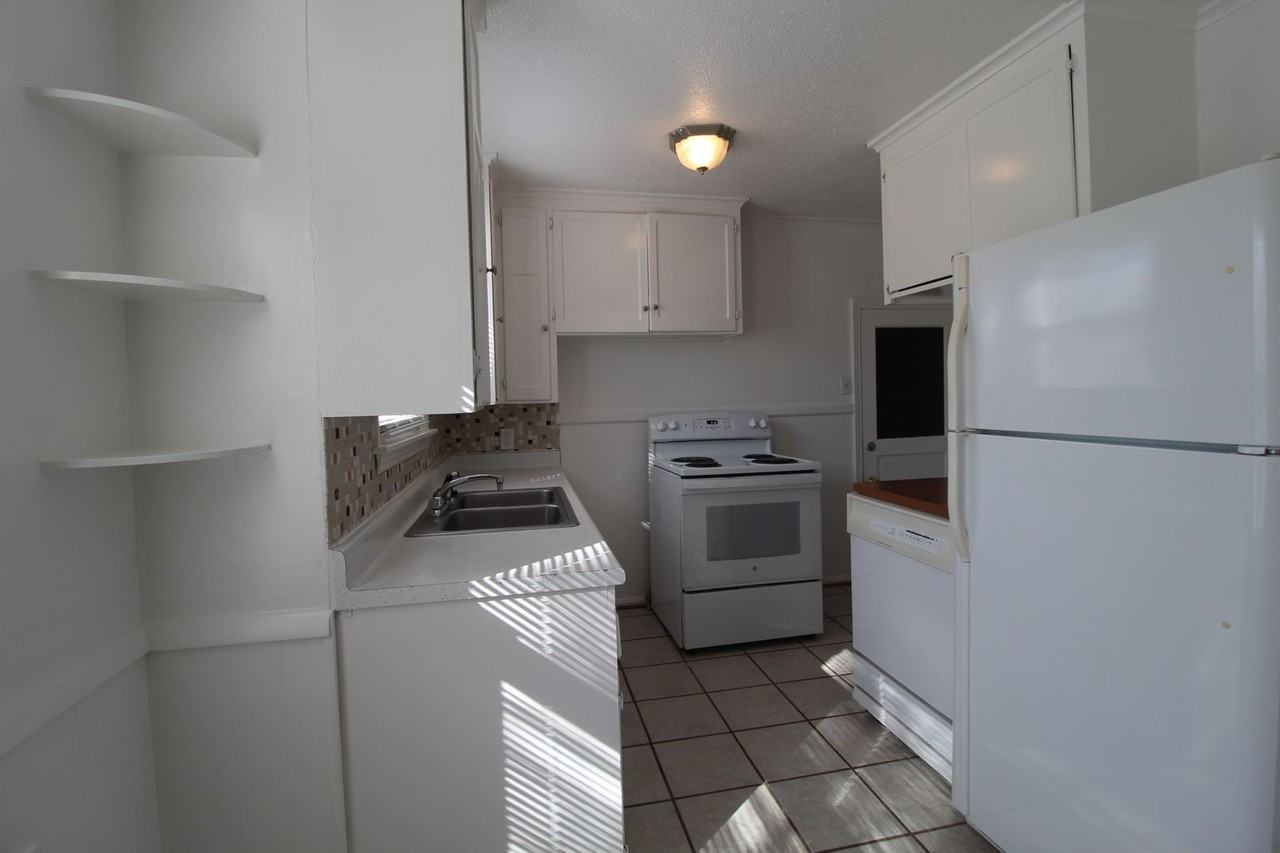 5337 Juniper Dr - Photo 5 of 12