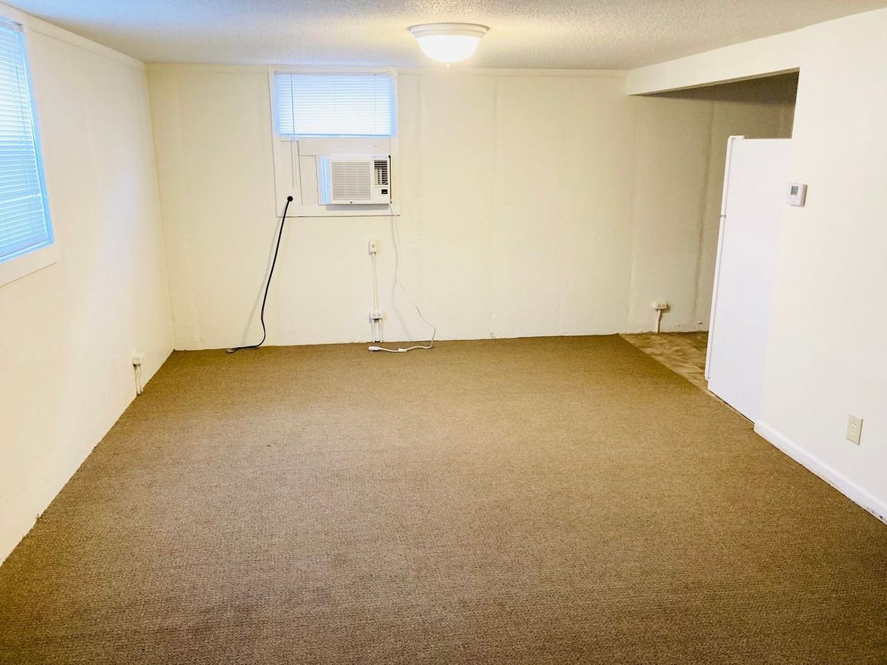 215 E Grandview Dr #3 - Photo 4 of 10