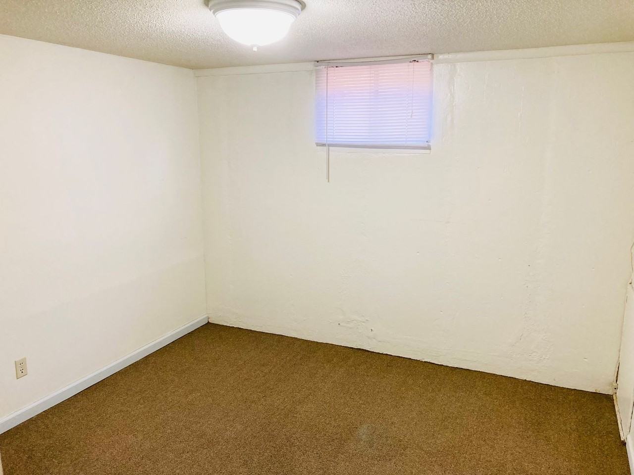 215 E Grandview Dr #3 - Photo 7 of 10