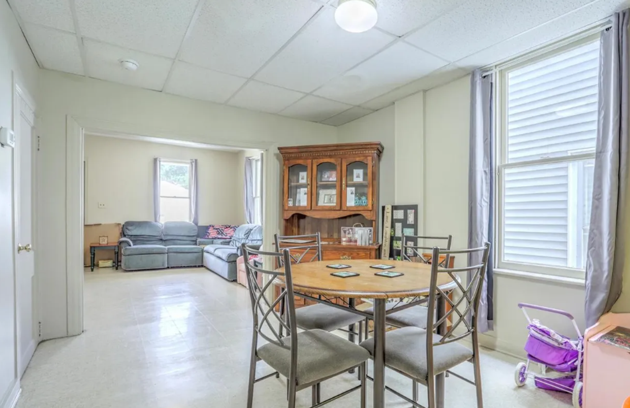 93 S Front St - Photo 5 of 16