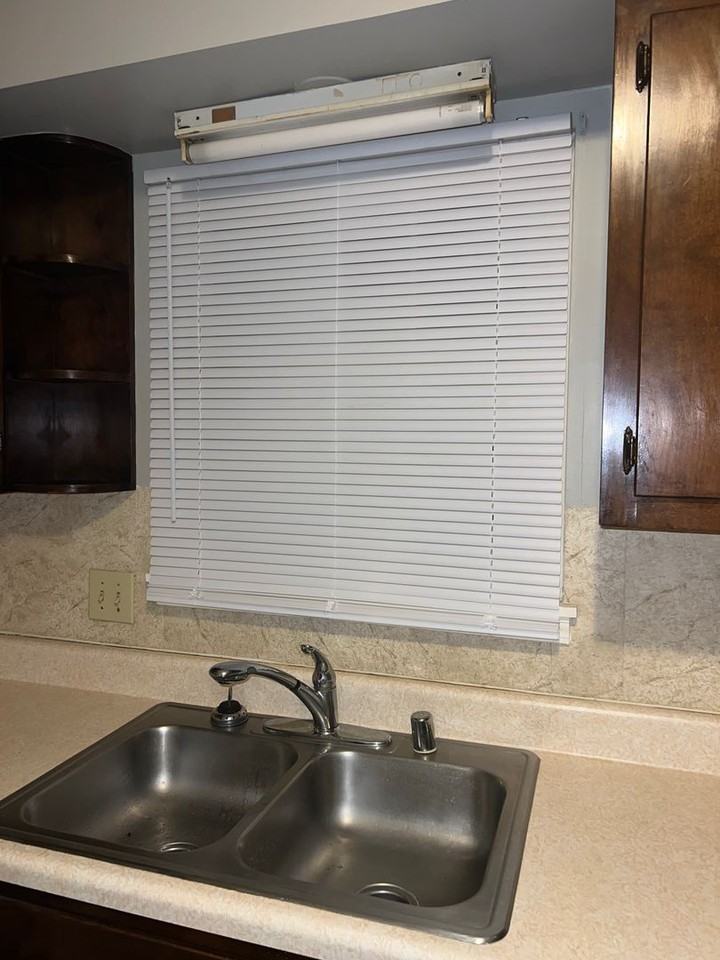 132 Pebble Ct - Photo 3 of 12