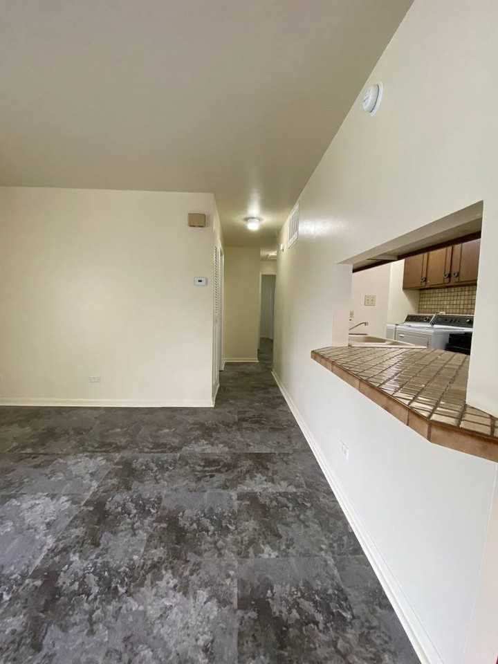 20169 Ash Ln - Photo 3 of 6