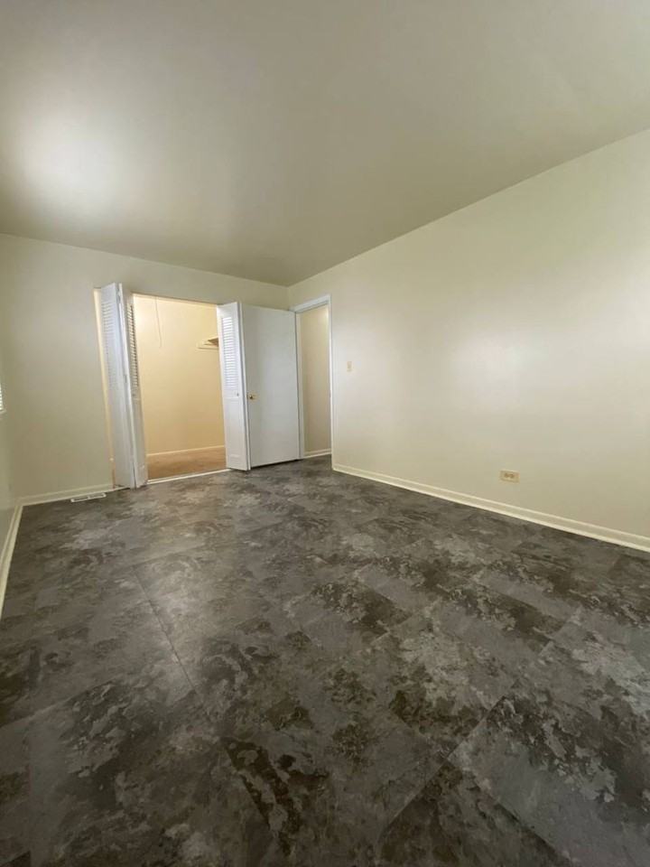 20169 Ash Ln - Photo 4 of 6