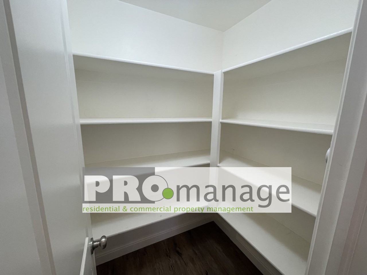 3839 Deloy Dr - Photo 5 of 17