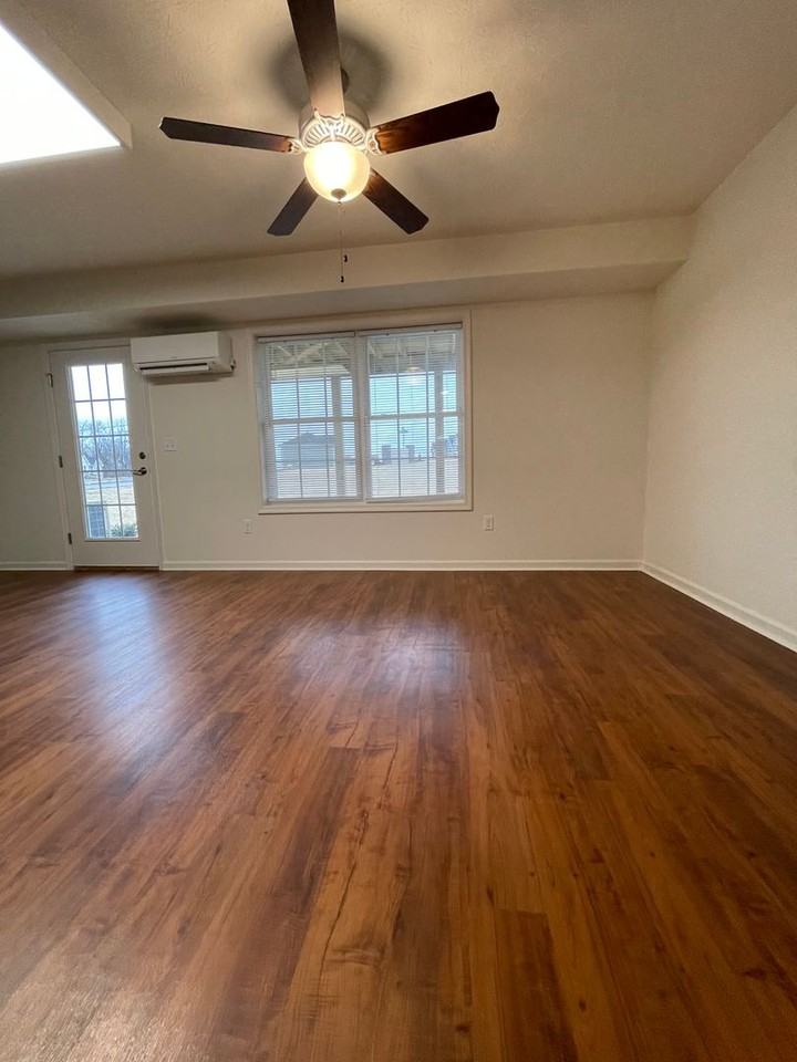 2927 Congers Creek Rd #1 - Photo 2 of 9