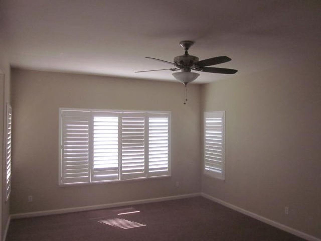 221 Ali Ct - Photo 3 of 11