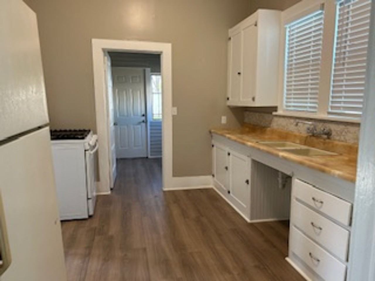 414 North St - Photo 6 of 15