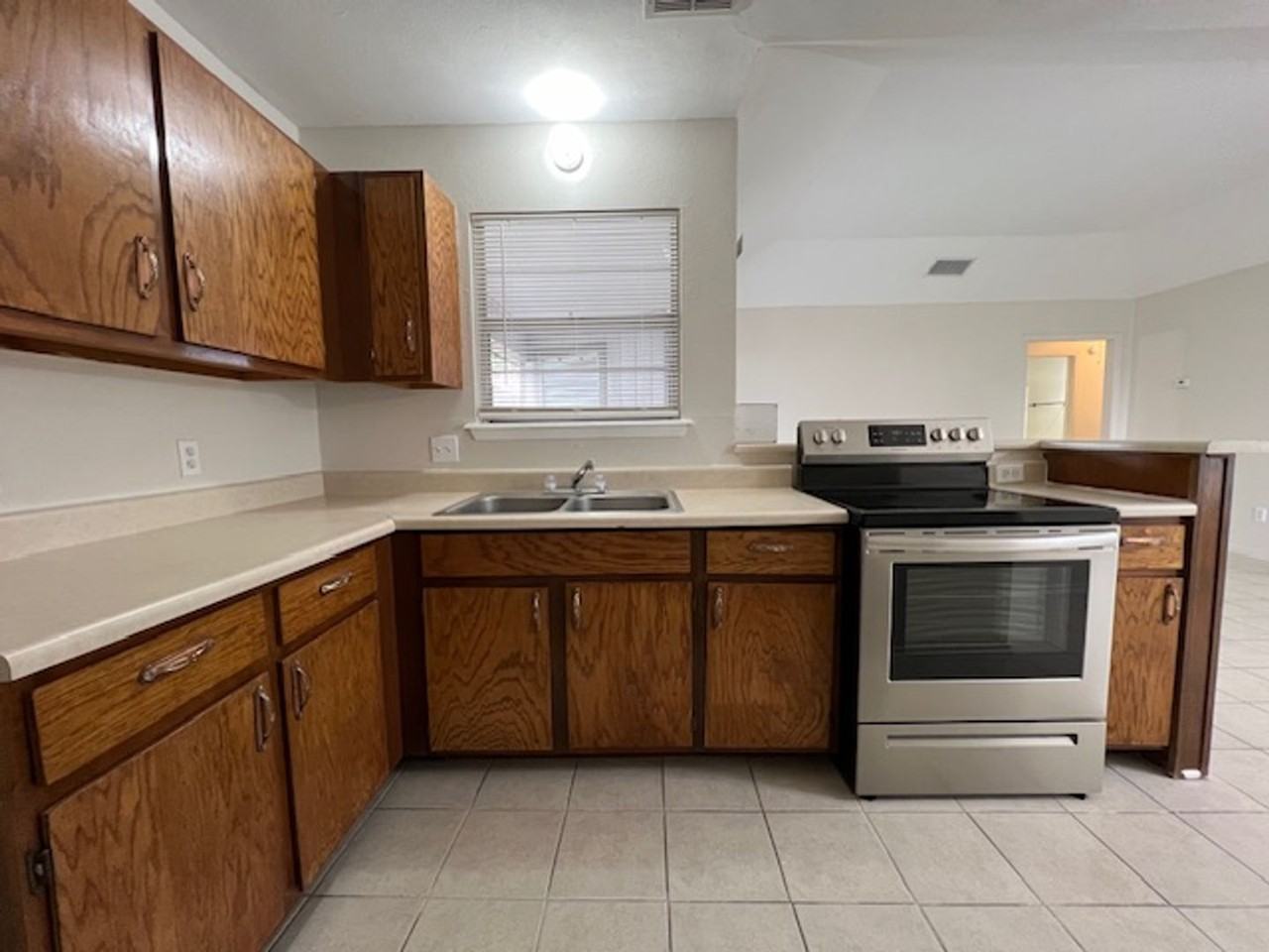 1306 Calle San Marcos - Photo 3 of 24