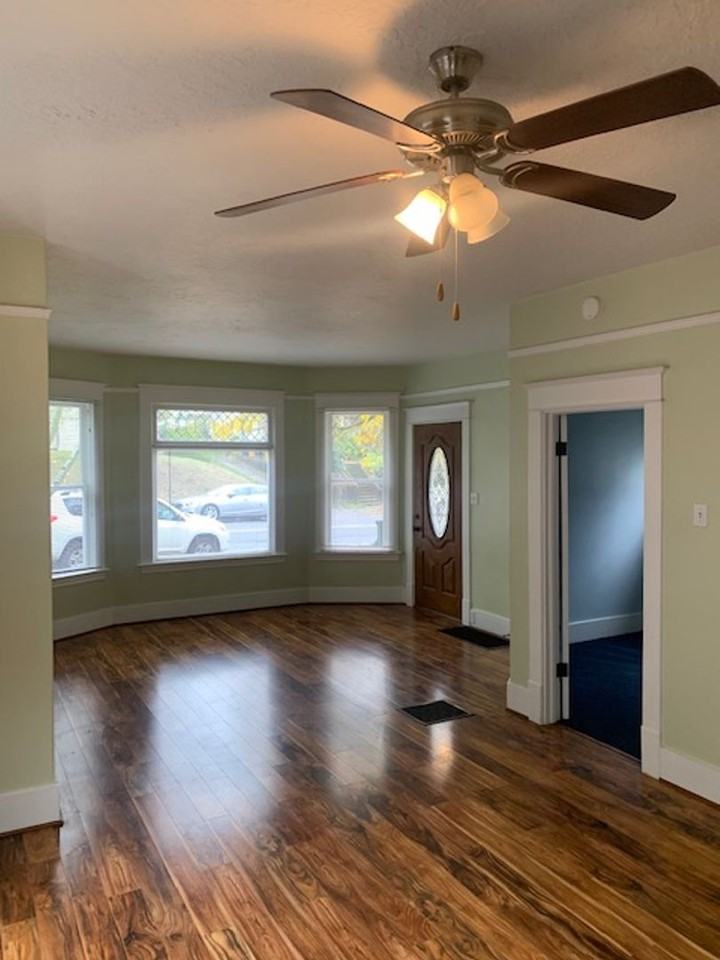 3738 Se Milwaukie Ave - Photo 5 of 14