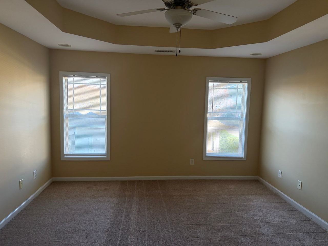 553 Matheson Pl - Photo 7 of 12