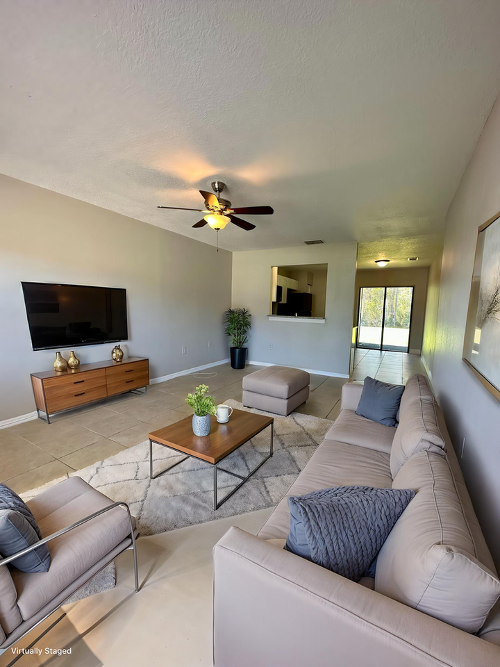 544 Imperial Pl - Photo 4 of 17