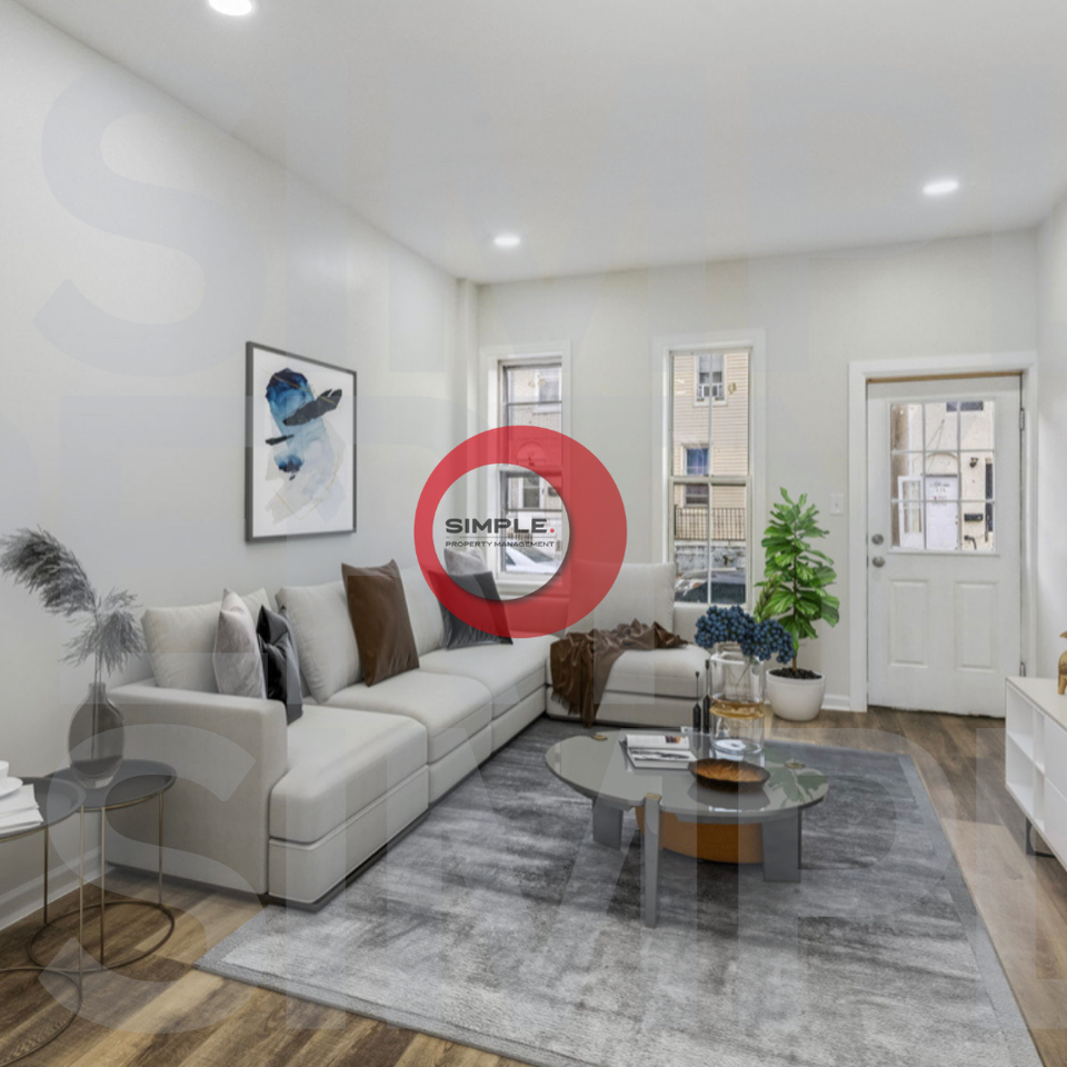 537 Cedar St - Photo 3 of 13