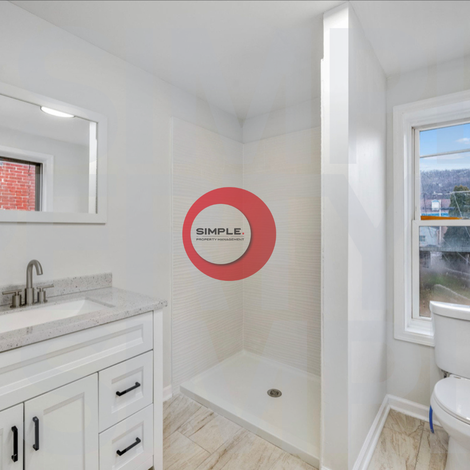 537 Cedar St - Photo 6 of 13