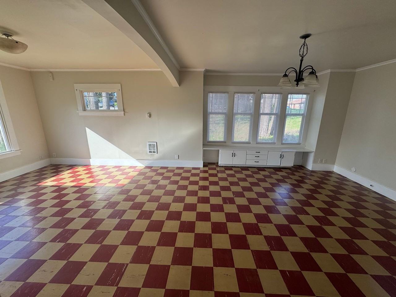 1605 172nd St Ne - Photo 5 of 18