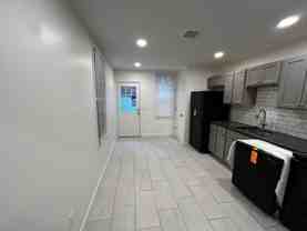 219 N 3rd St #4 - Photo 1 of 1