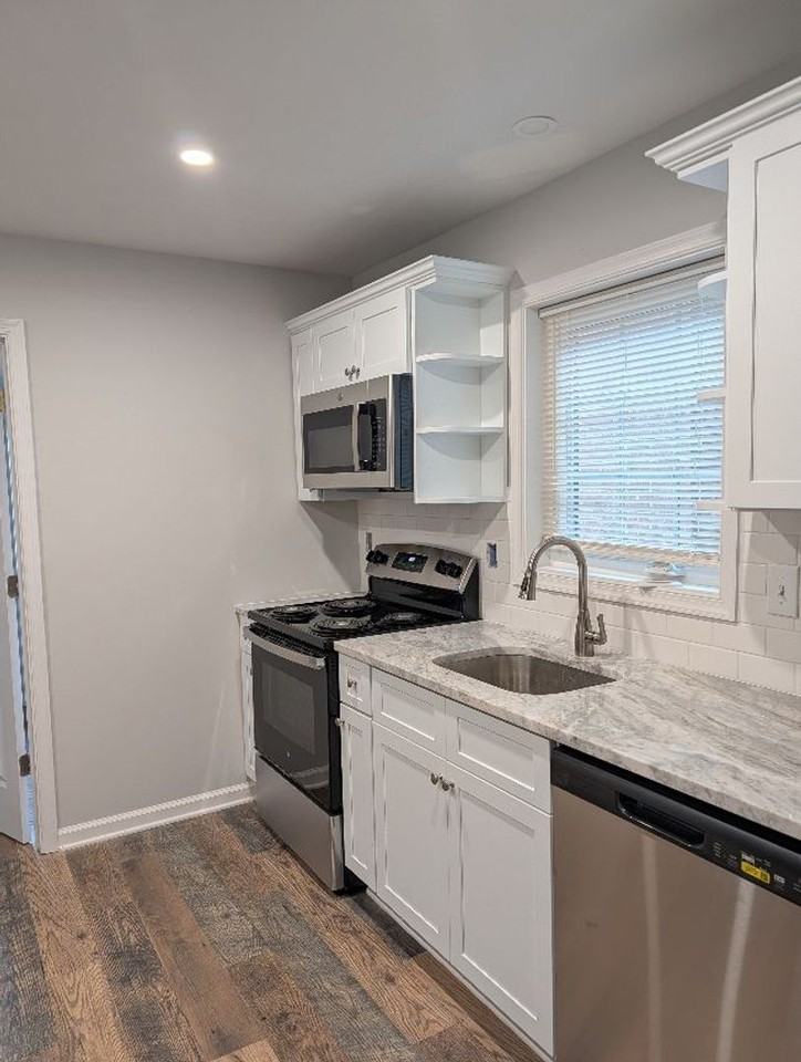 2932 W Lincoln Hwy - Photo 6 of 21