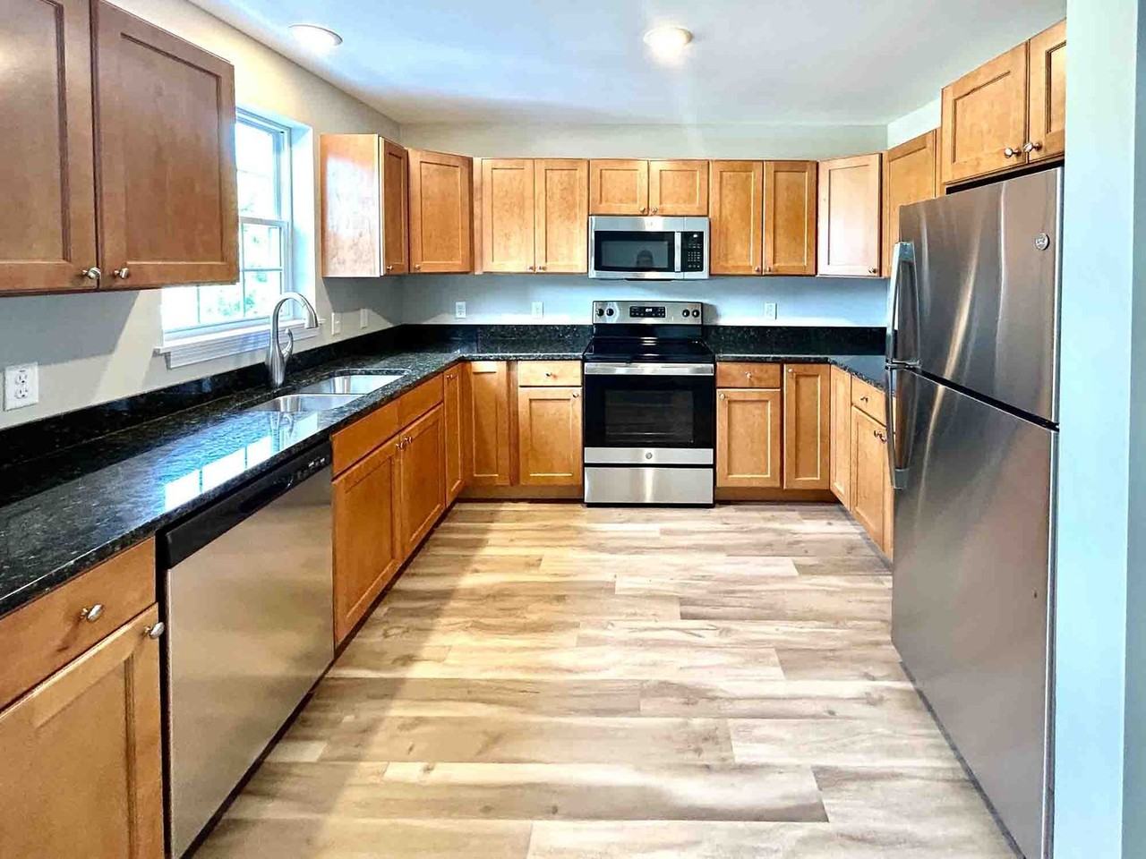 21 Pinecrest Dr - Photo 6 of 15