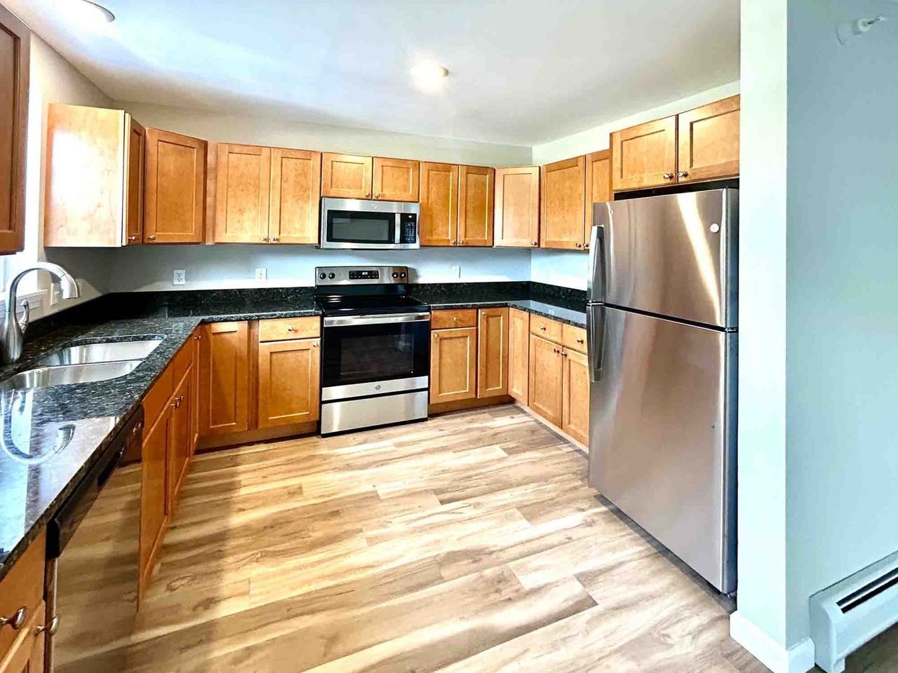 21 Pinecrest Dr - Photo 7 of 15