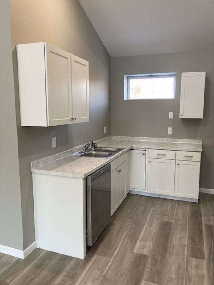 2119-2121 Grand Central Ave Horseheads - Photo 3 of 22