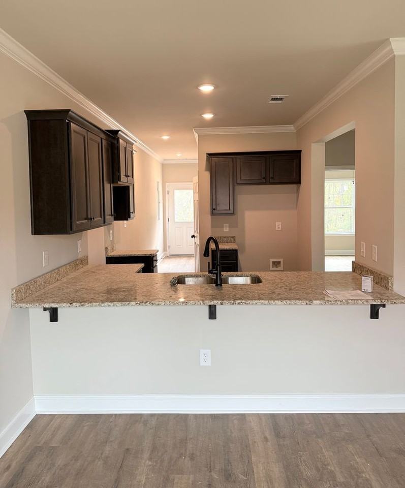 250 Bella Way - Photo 5 of 15