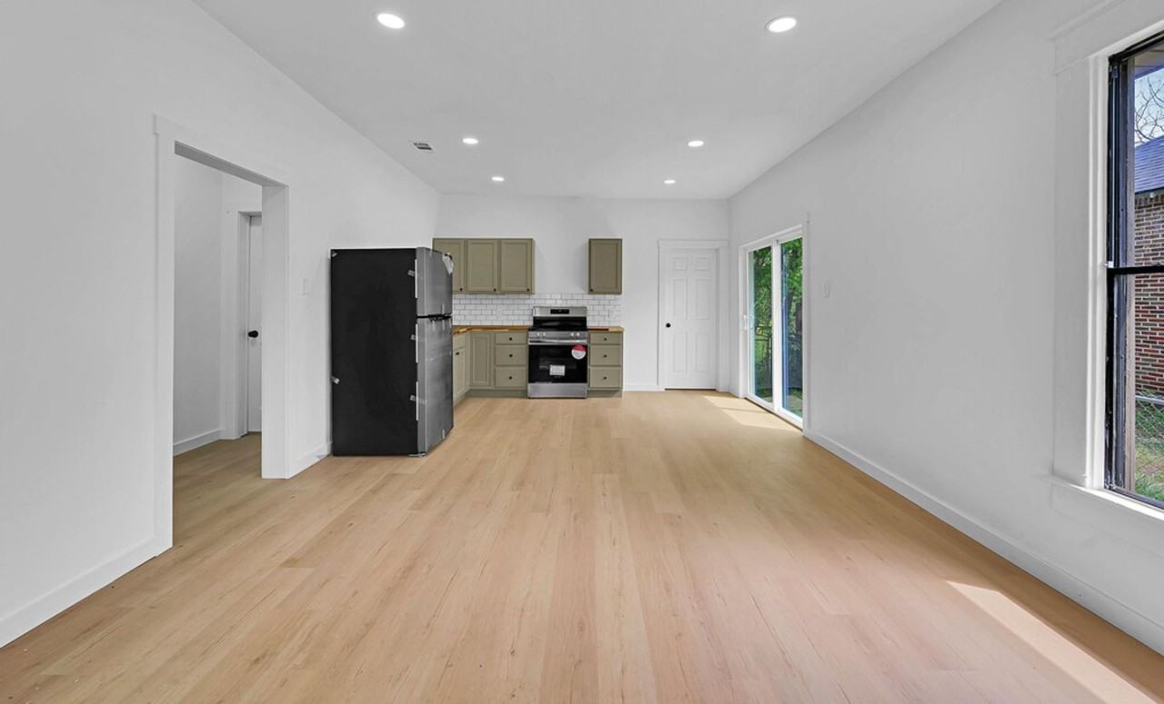 1521 N 11th St - Photo 5 of 31