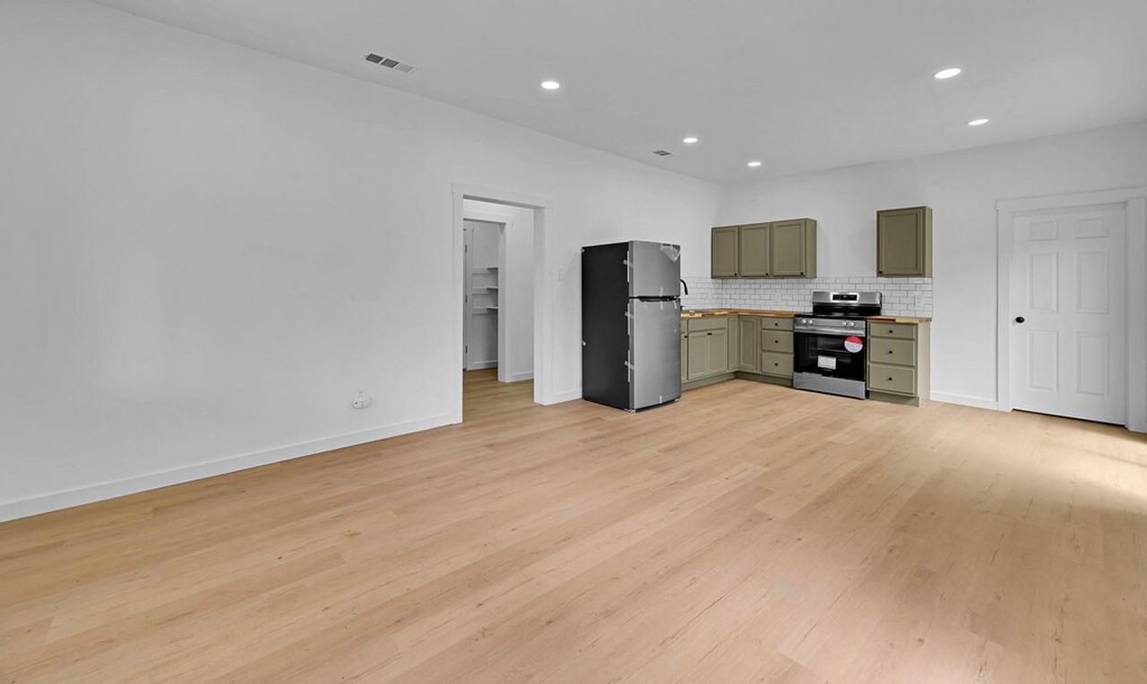 1521 N 11th St - Photo 7 of 31