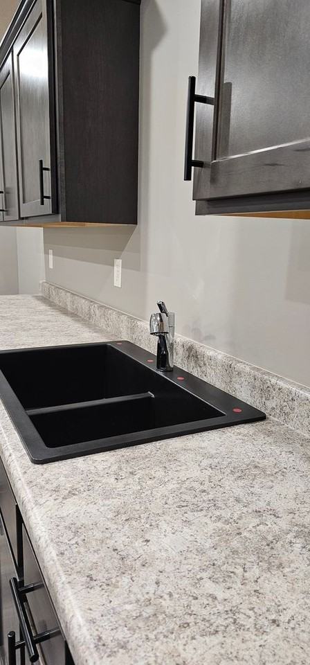 810 Phoenix Ct #B - Photo 5 of 13