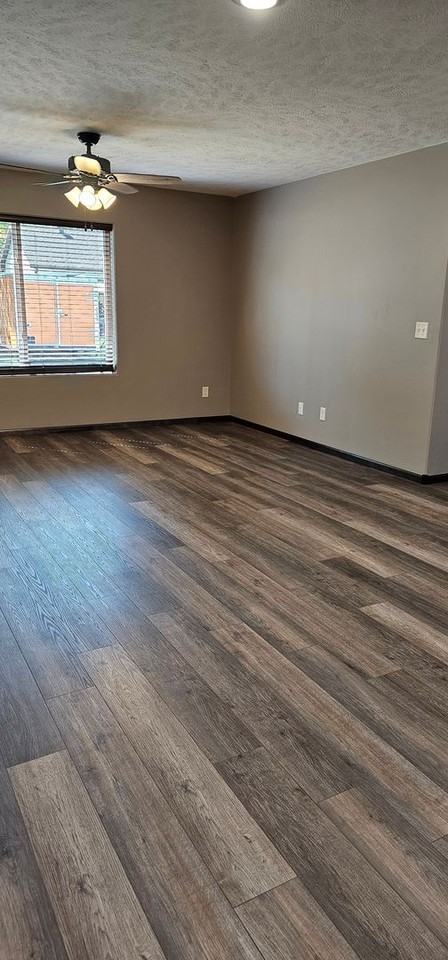 810 Phoenix Ct #B - Photo 6 of 13