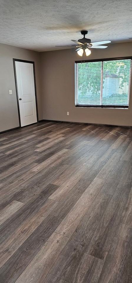 810 Phoenix Ct #B - Photo 7 of 13