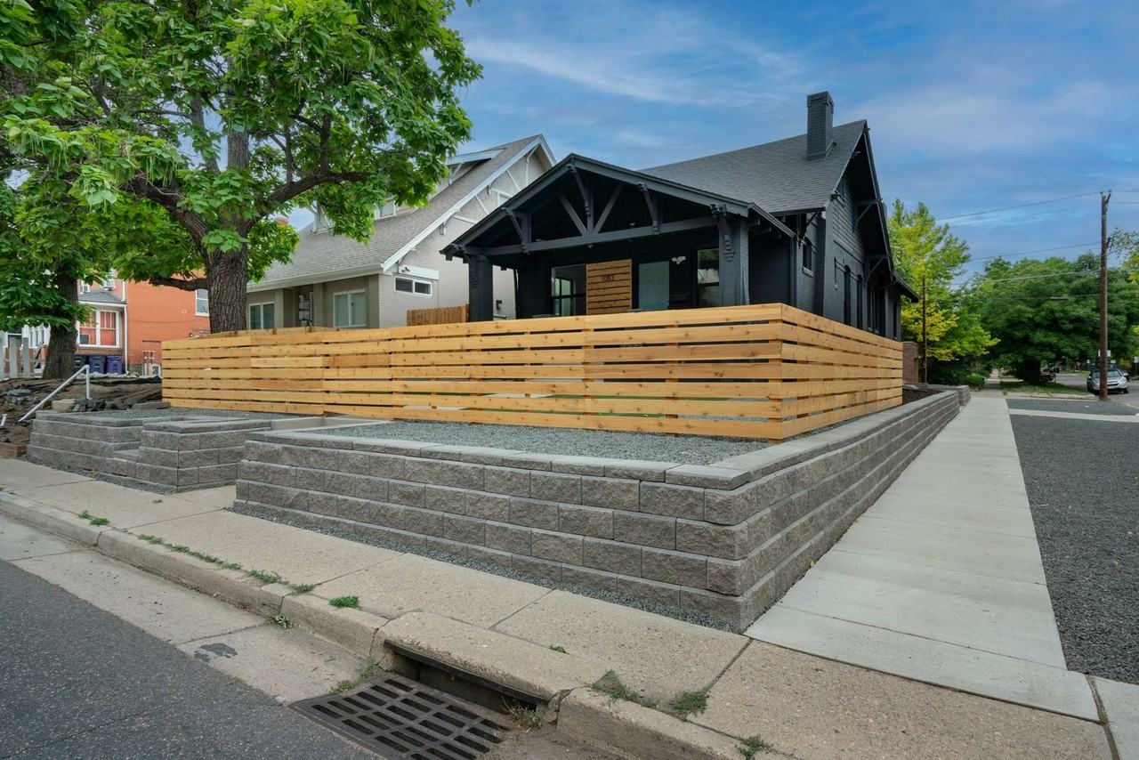 1083 Colorado Blvd - Photo 2 of 23