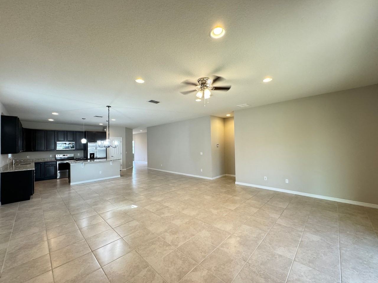 2673 Tahoe Ter - Photo 6 of 35