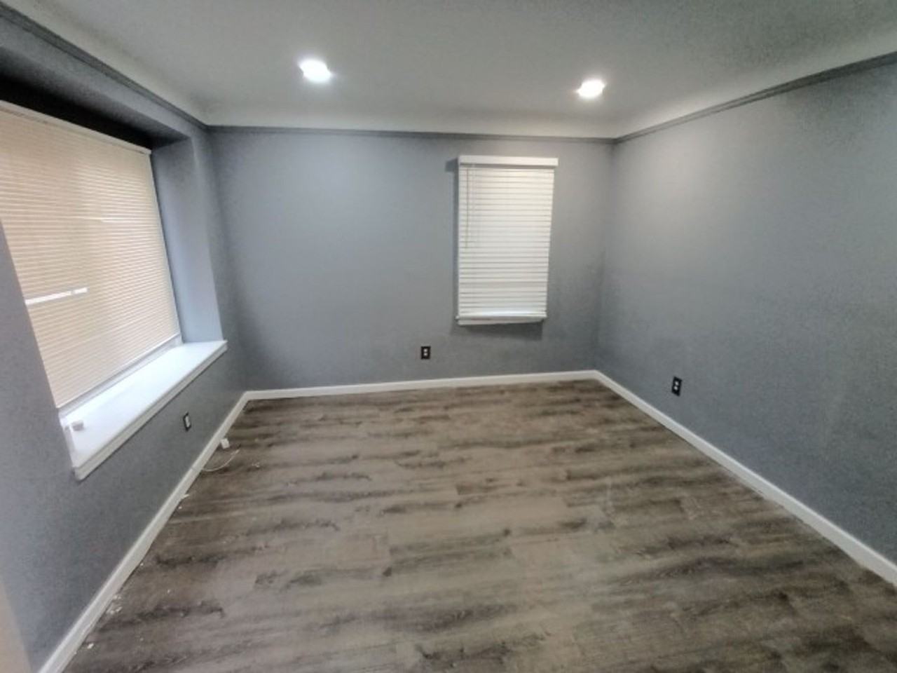 10177 Boleyn St - Photo 6 of 24