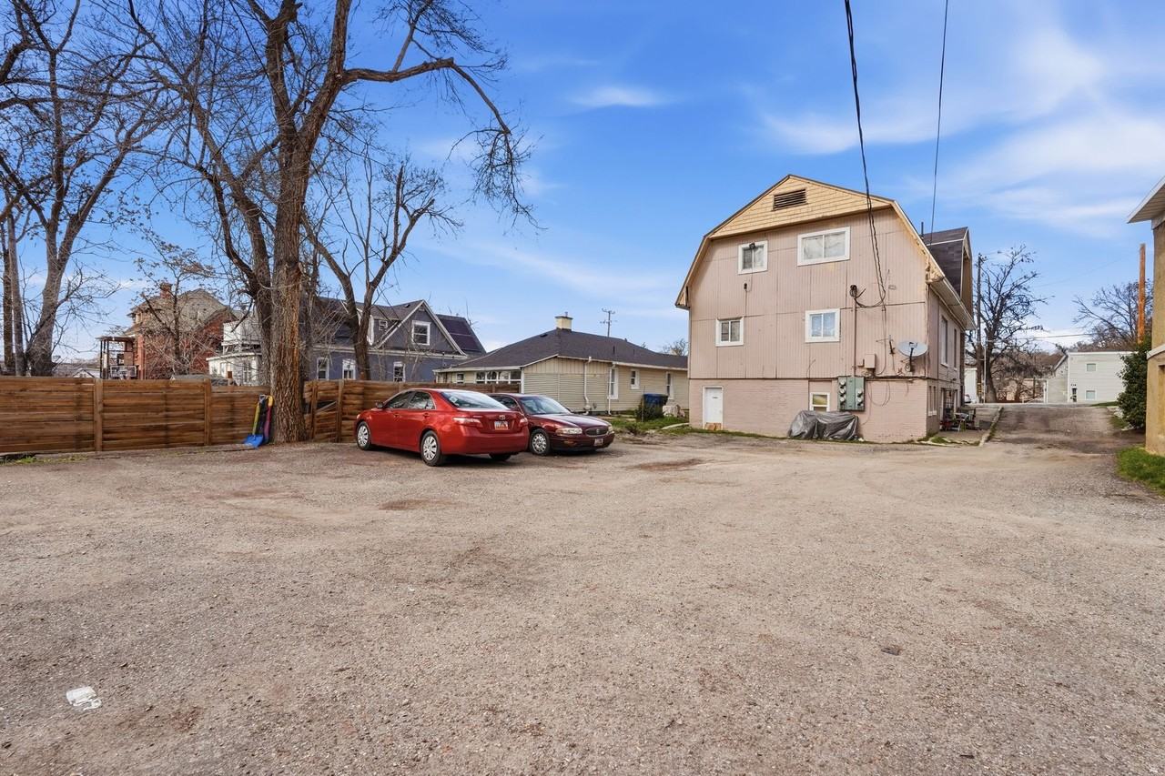 535 27th St. - Photo 5 of 5