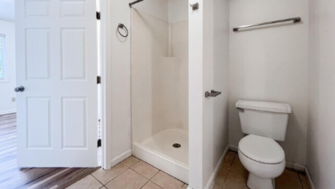 800 West 11th - Photo 7 of 23