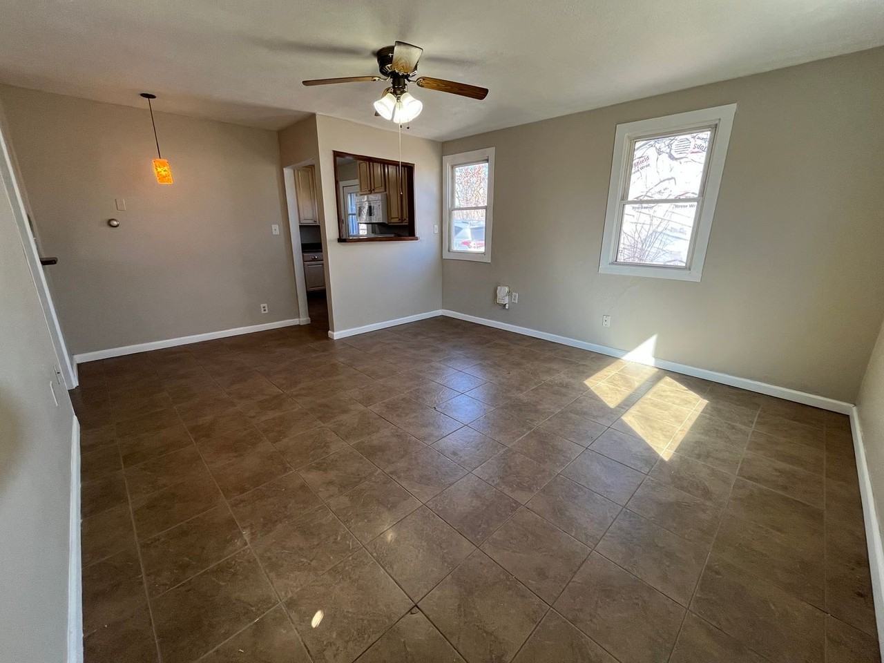3721 10th Avenue Ct - Photo 3 of 13