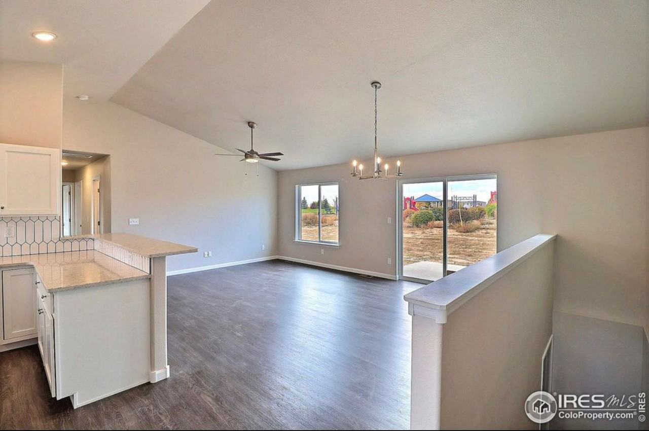 4313 Yellowbells Dr - Photo 4 of 13