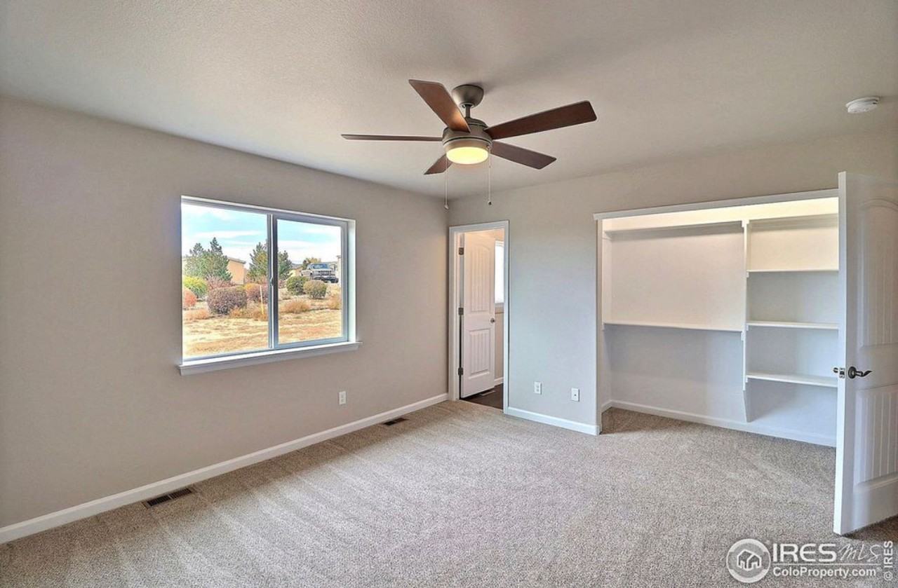 4313 Yellowbells Dr - Photo 7 of 13