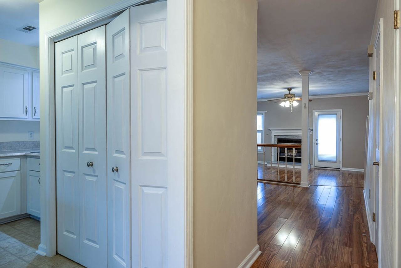 2820 Cardiff Ln - Photo 6 of 42