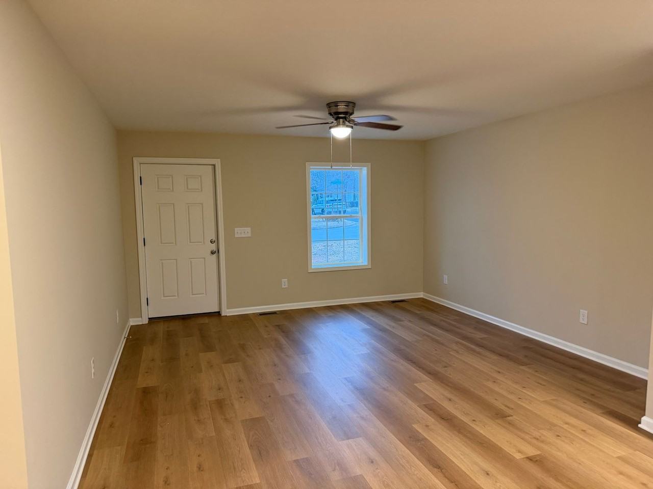 511 Maryland Ave - Photo 5 of 19