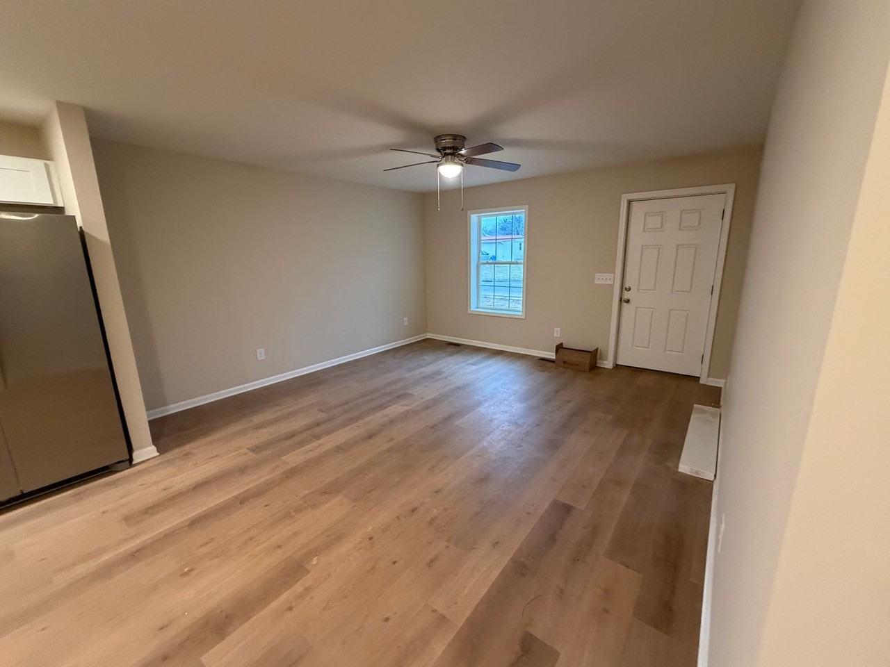 515 Maryland Ave - Photo 4 of 22