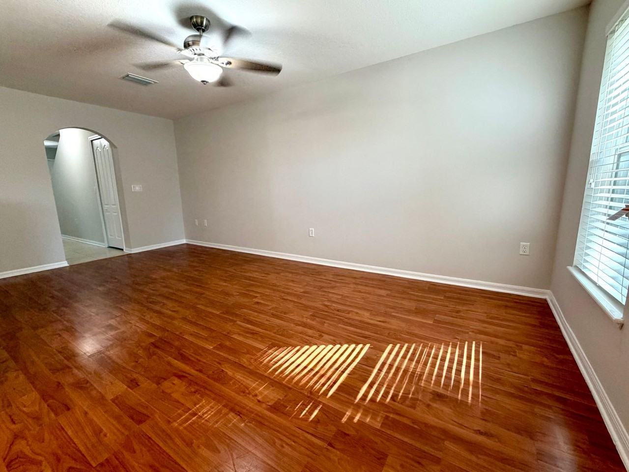 4710 Ashburn Pond Way - Photo 2 of 22