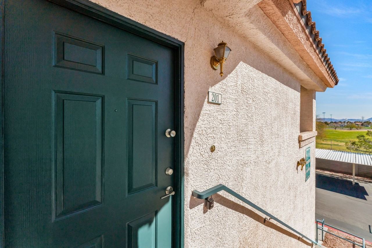 2113 Echo Bay St #201 - Photo 3 of 24